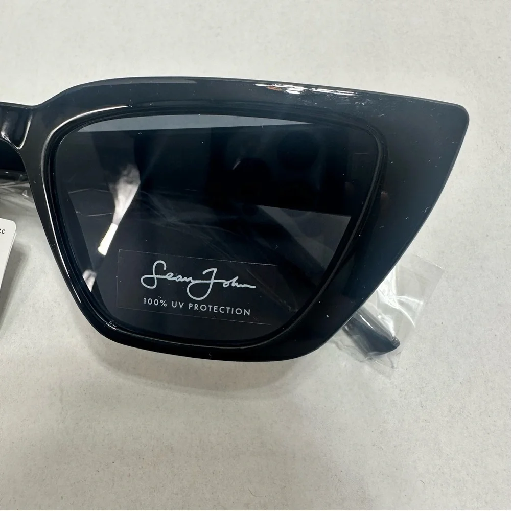 Sean John Black Cat Eye Vintage Style‎ Sunglasses / Dark Grey UV Lenses - New